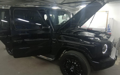 Mercedes benz G400