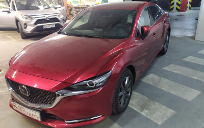Mazda 6