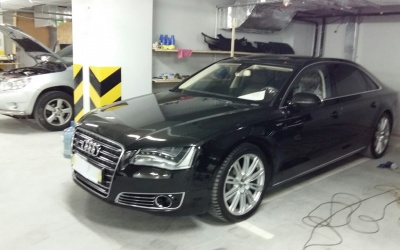 Audi A8L