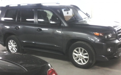 Toyota Land Cruiser LC200