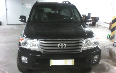 Toyota Land Cruiser LC200