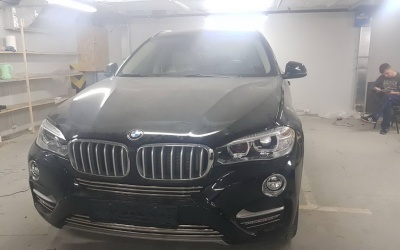 BMW X6 (F15)